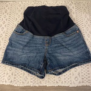 Isabel maternity midi shorts